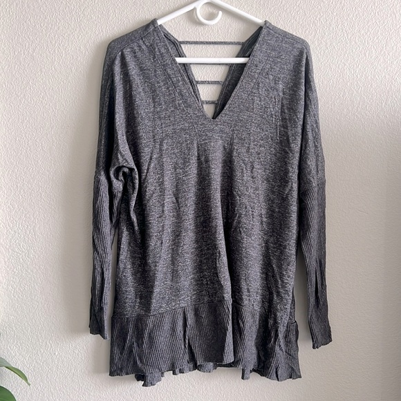 BOLD elements Sweaters - 🌻3/$25 oversized sweater